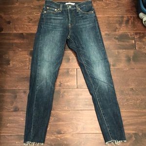 NWOT Levi’s wedgie skinny jeans